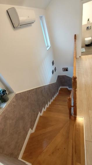 Duplex cu 5 camere cu Canalizare în Florești
