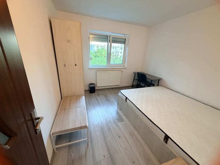 Apartament cu 3 camere în Alexandru cel Bun