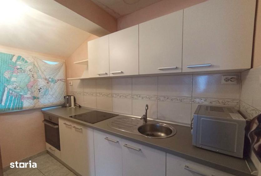 Casă cu 4 camere cu Teren 482 Mp în Între Lacuri