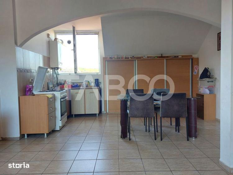 Apartament cu 3 camere decomandat, mobilat în Central