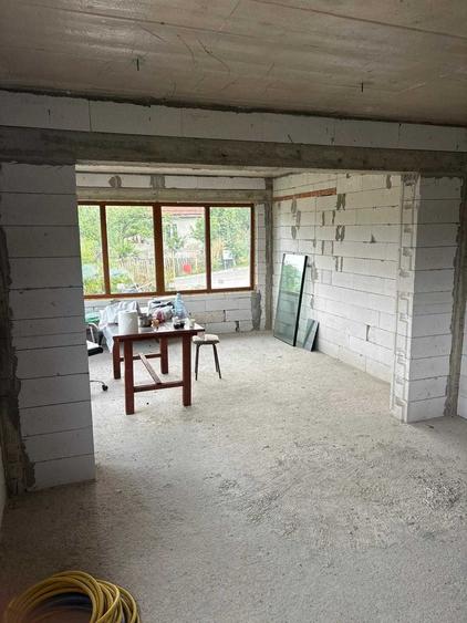 Casă cu 3 camere în Poiana