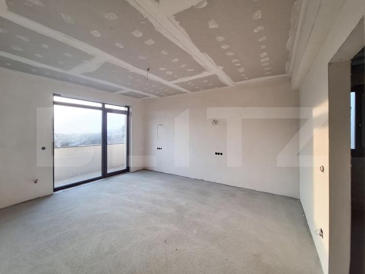 Duplex cu 4 camere cu Canalizare în Dezmir