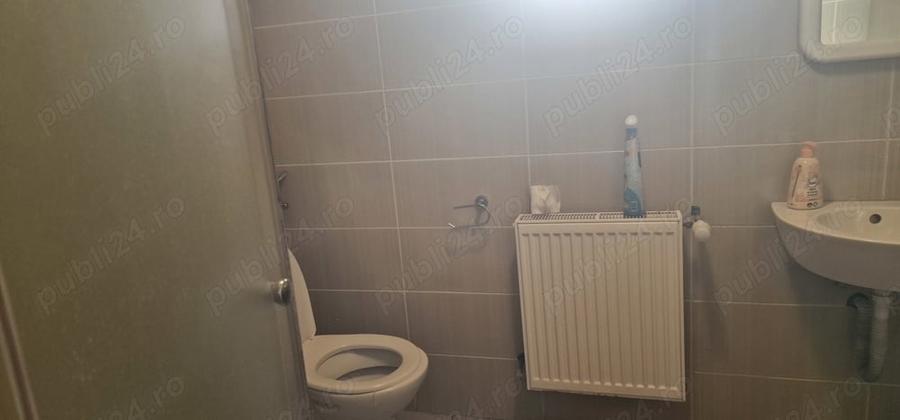 Spațiu comercial, de 300 mp, în Central