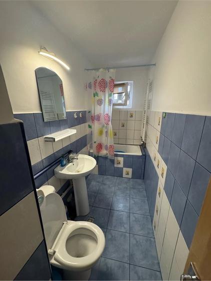 Apartament cu 3 camere decomandat în Tomis Nord