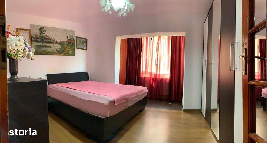 Apartament de vanzare, cu 3 camere, mobilat si utilat, in zona Dambovi - 10