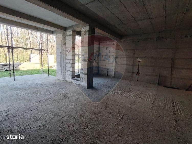 Apartament cu 3 camere în Vânători