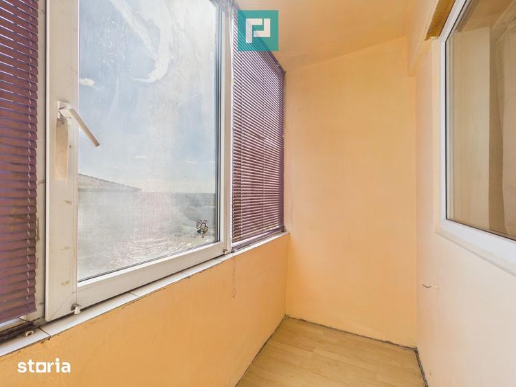 Apartament cu 3 camere decomandat în Nufărul