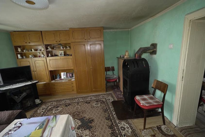 Casă cu 2 camere cu Teren 1100 Mp în Oarța de Sus