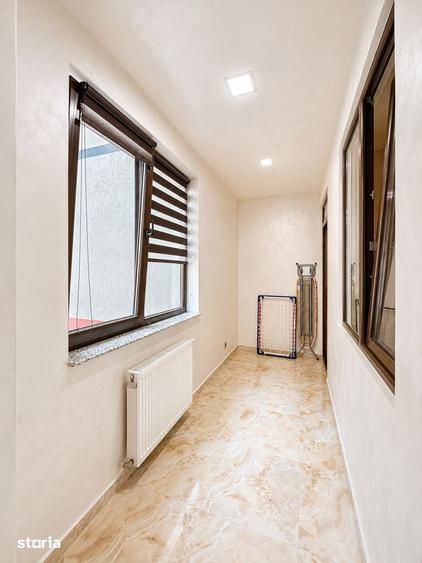 Apartament cu 3 camere decomandat în Tractorul