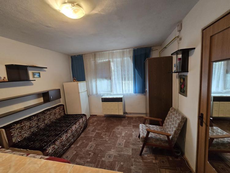 Garsonieră semidecomandată în Central