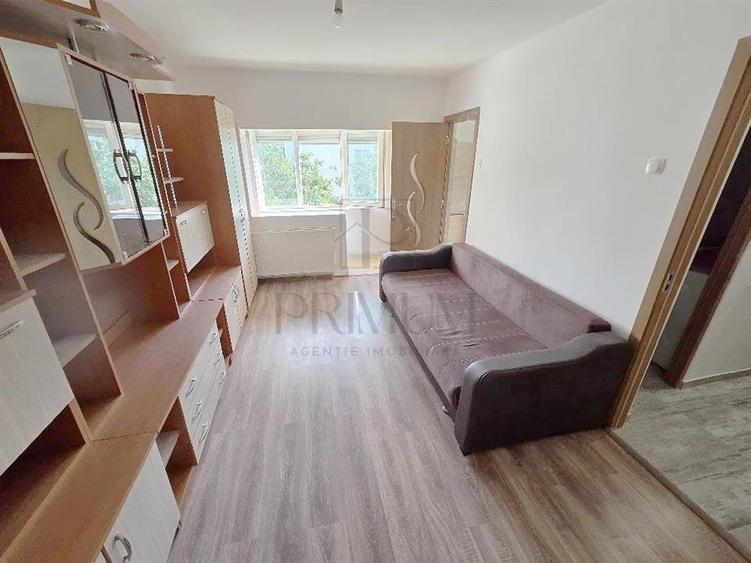 Garsonieră semidecomandată, mobilată în Lipovei