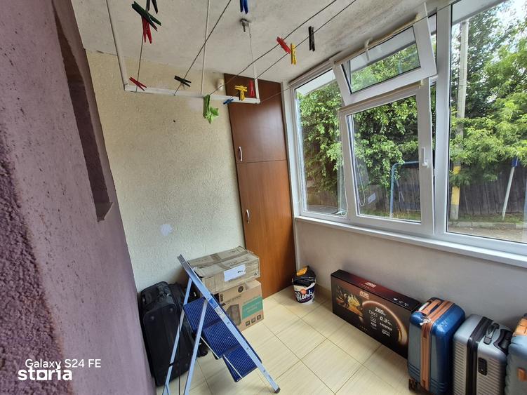 Apartament cu 4 camere decomandat în Calea Romanului
