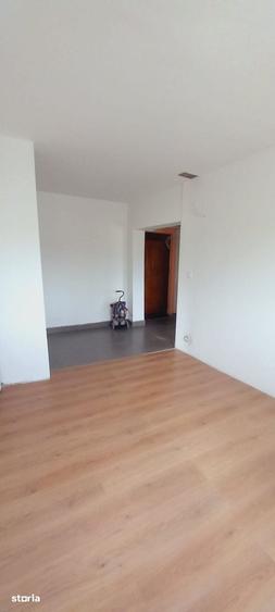 Apartament cu 2 camere, chiar in centrul ora?ului! - 10