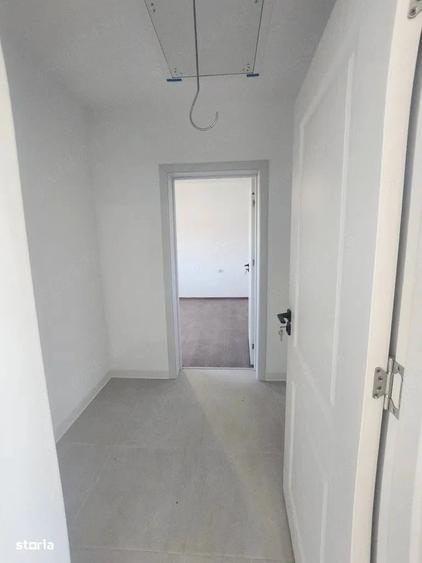 Casă cu 3 camere cu Teren 350 Mp în Hemeiuș