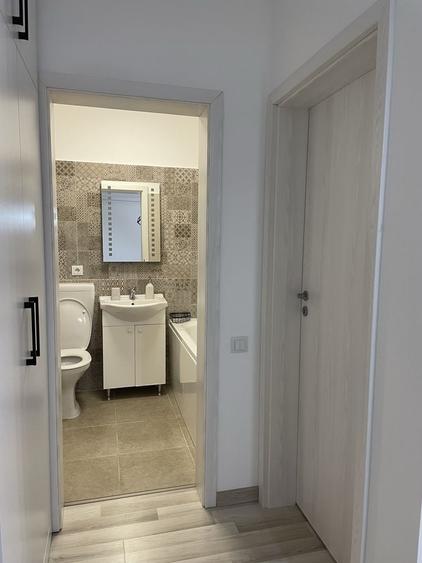 Apartament cu 2 camere în Apărătorii Patriei