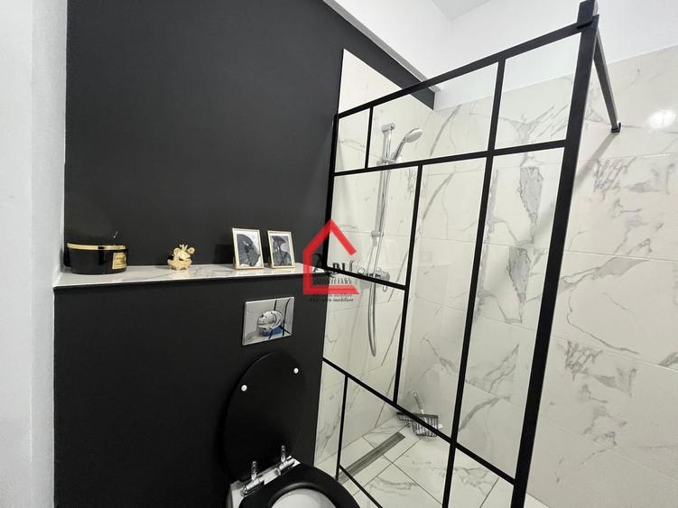 Apartament cu 2 camere semidecomandat, mobilat în Central