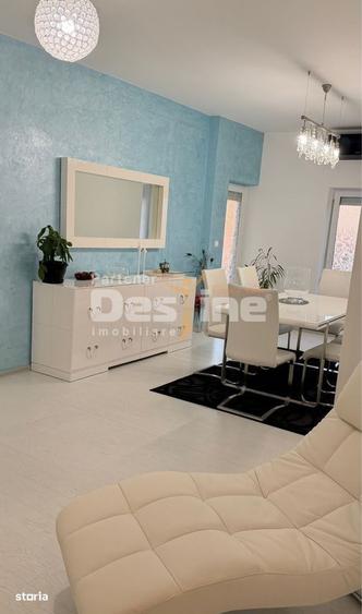 Apartament cu 4 camere decomandat, mobilat în Central