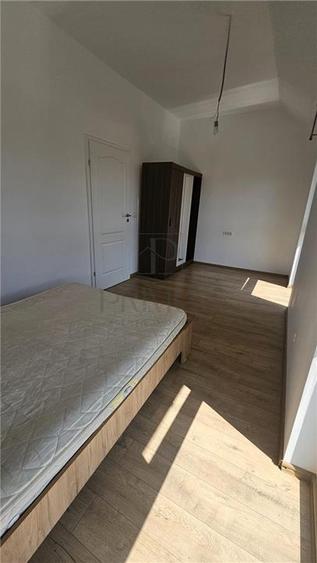 Duplex cu 4 camere cu Canalizare în Moșnița Nouă