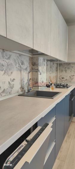 Apartament cu 3 camere în Olteniței
