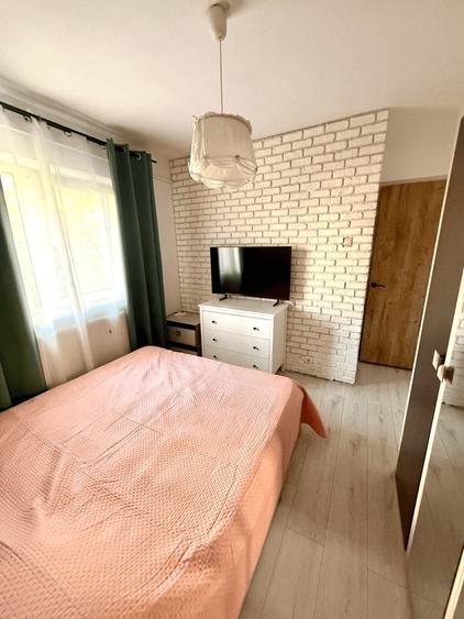 Apartament cu 2 camere decomandat în Nicolina