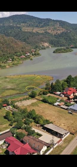 Teren Construcții intravilan de 2587 mp, în Pângărați