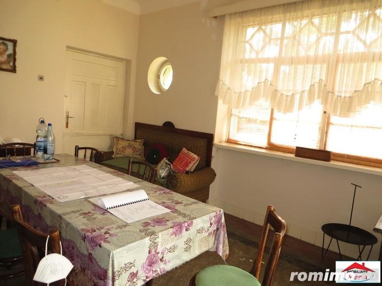 Casă cu 4 camere cu Teren 43000 Mp în Livada