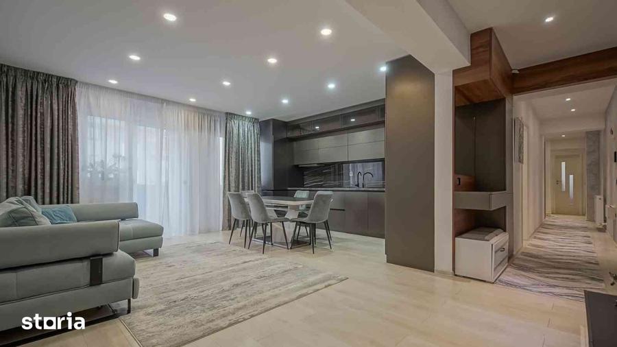 Apartament cu 4 camere în Tractorul
