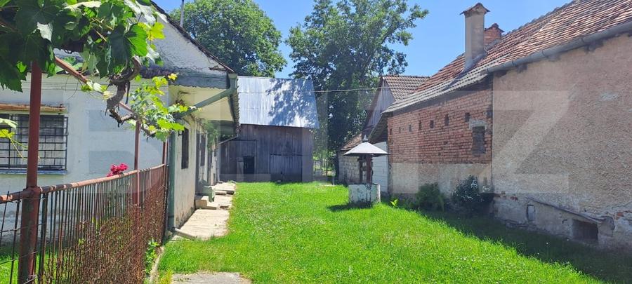 Casă individuală cu 2 camere cu Teren 3000 Mp în Veneția de Sus