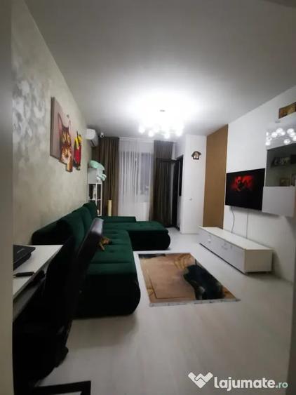 Apartament cu 2 camere semidecomandat în Fundeni