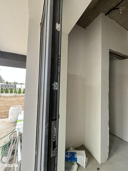 Casă cu 5 camere cu Teren 500 Mp în Central