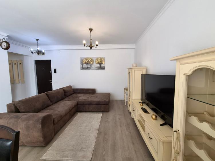 Apartament cu 3 camere decomandat în Iancu Nicolae