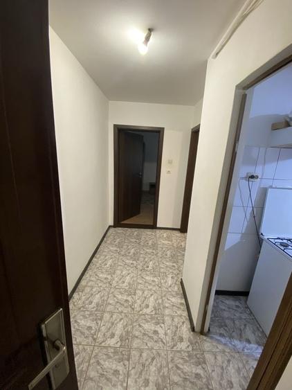 Garsonieră decomandată în Blașcovici