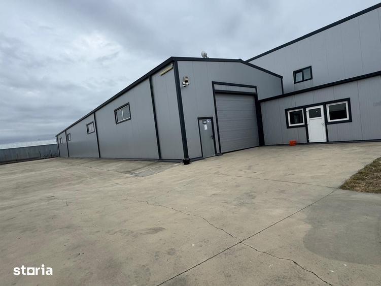 Spațiu comercial, de 2,100 mp, în Central
