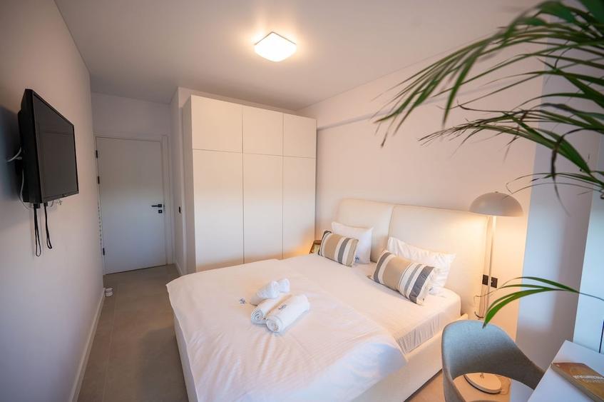 Apartament cu 2 camere decomandat în Mamaia-Sat