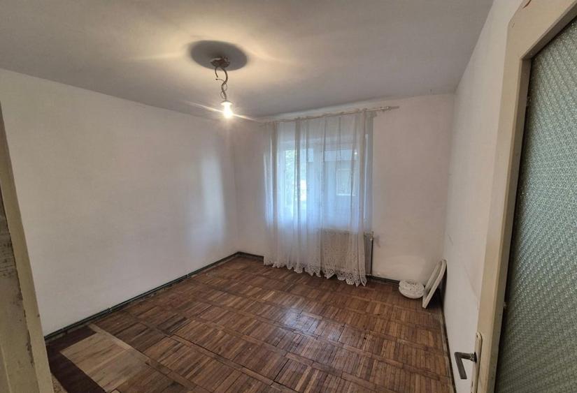 Apartament cu 3 camere decomandat în Luncă