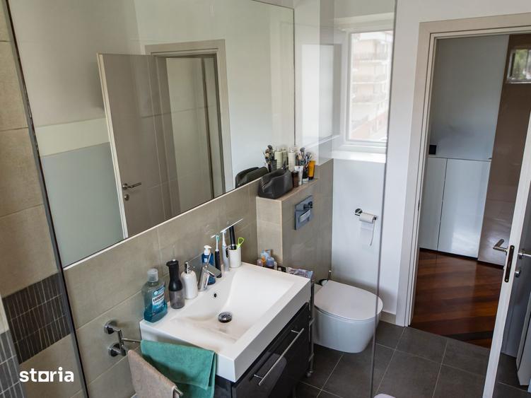 Apartament cu 2 camere semidecomandat, mobilat în Borhanci