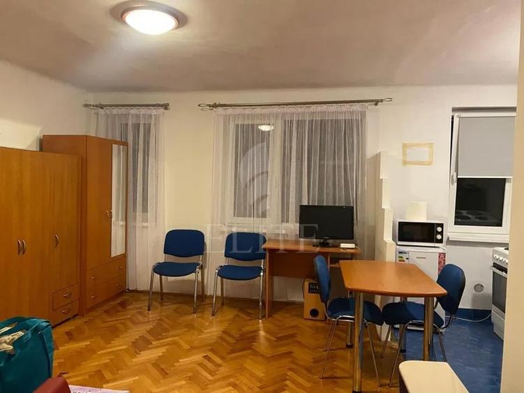 Garsonieră semidecomandată, mobilată în Central