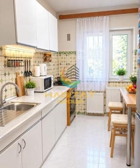 Apartament cu 3 camere semidecomandat în Giurgiului