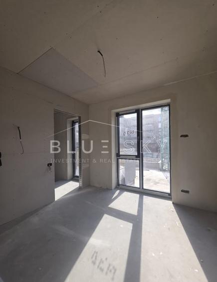 Apartament cu 3 camere decomandat în Inel I