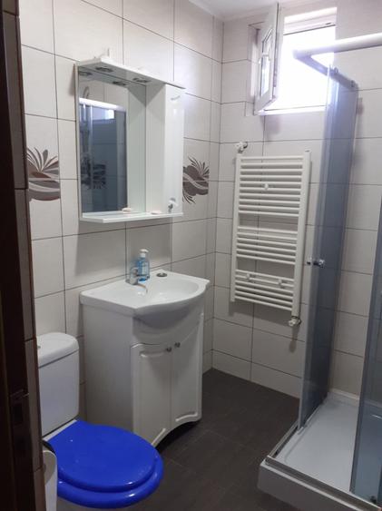Apartament cu 2 camere semidecomandat în 5 Călărasi