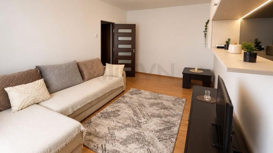 Apartament cu 2 camere decomandat, mobilat în P-ța Muncii