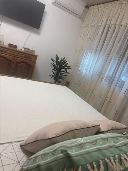 Apartament cu 3 camere decomandat în Orizont