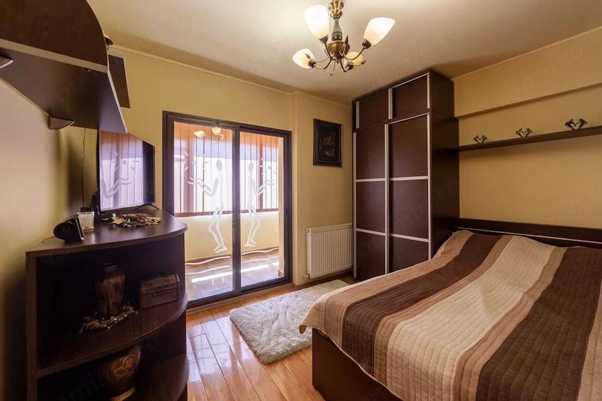 Apartament cu 4 camere decomandat în Bere