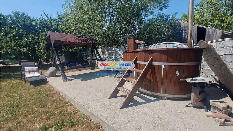 Casă cu Teren 2000 Mp în Central