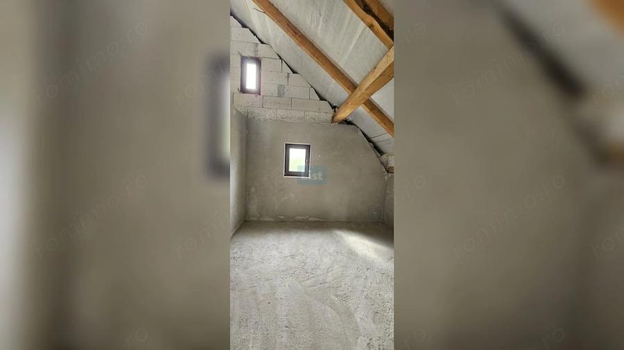 Teren de 936 mp, în Jelna