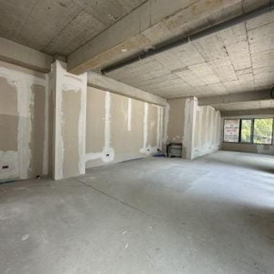 Spațiu comercial, de 90 mp, în Ultracentral