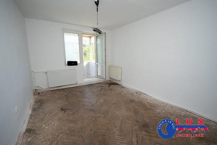 Apartament cu 2 camere decomandat în Neptun