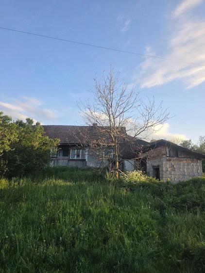 Teren de 3246 mp, în Aghireșu