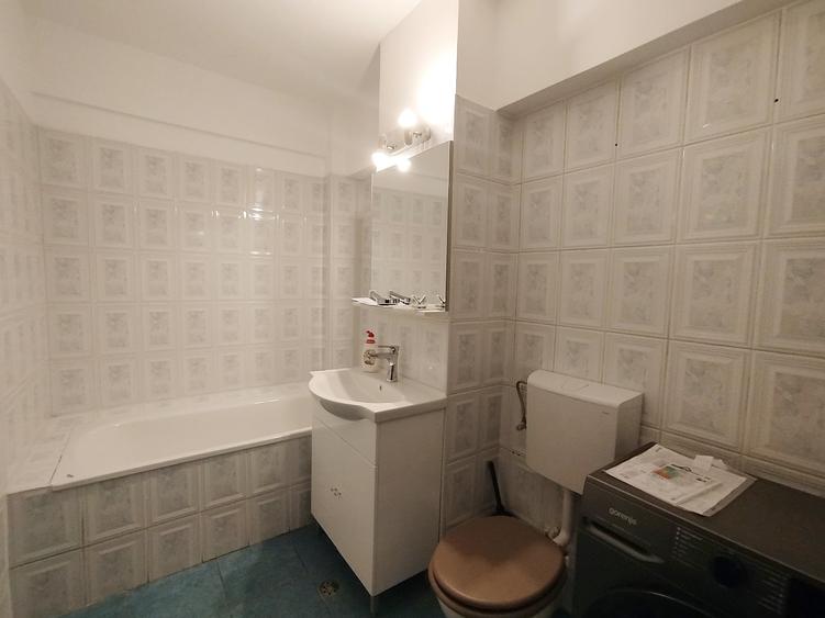 Apartament 2 camere Str. București cu parcare subterană - 9