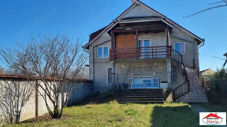 Casă cu 4 camere cu Teren 131 Mp în Păulești